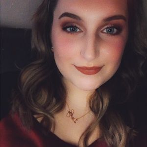 Meet your Posher, Lindsey